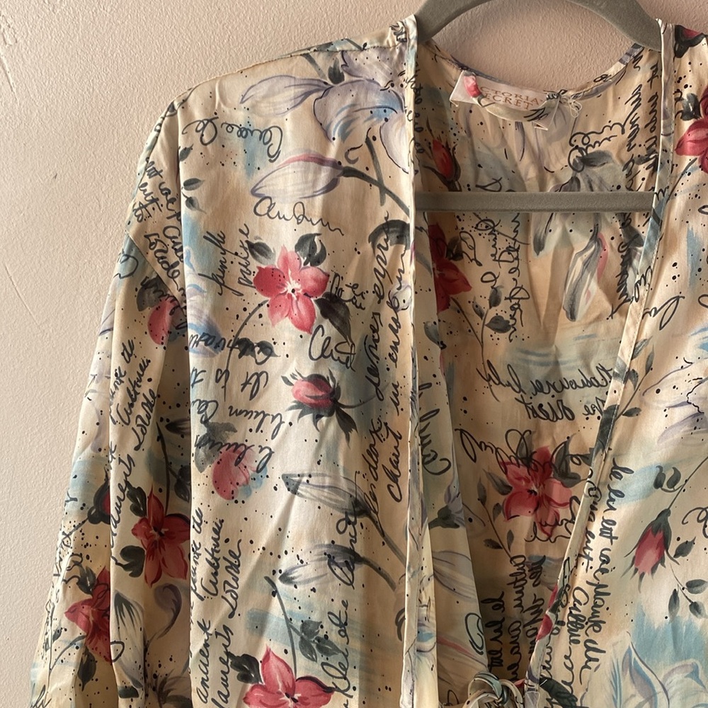 Floral Kimono Robe - Picture 4 of 7